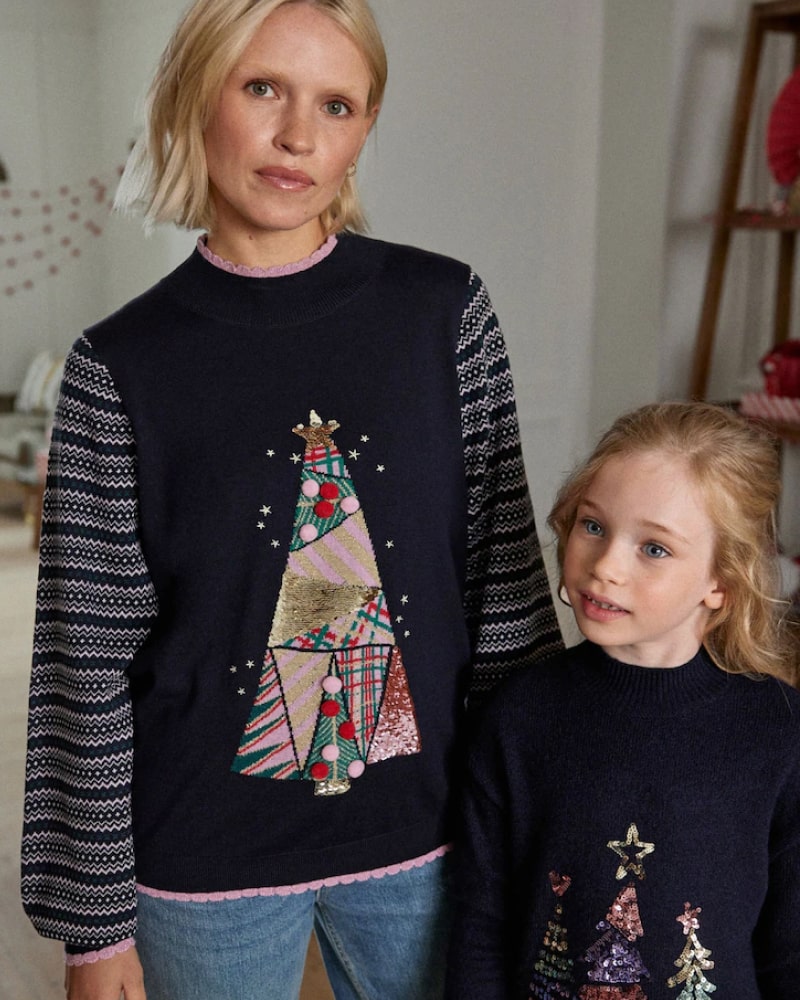 Christmas Jumpers (1)